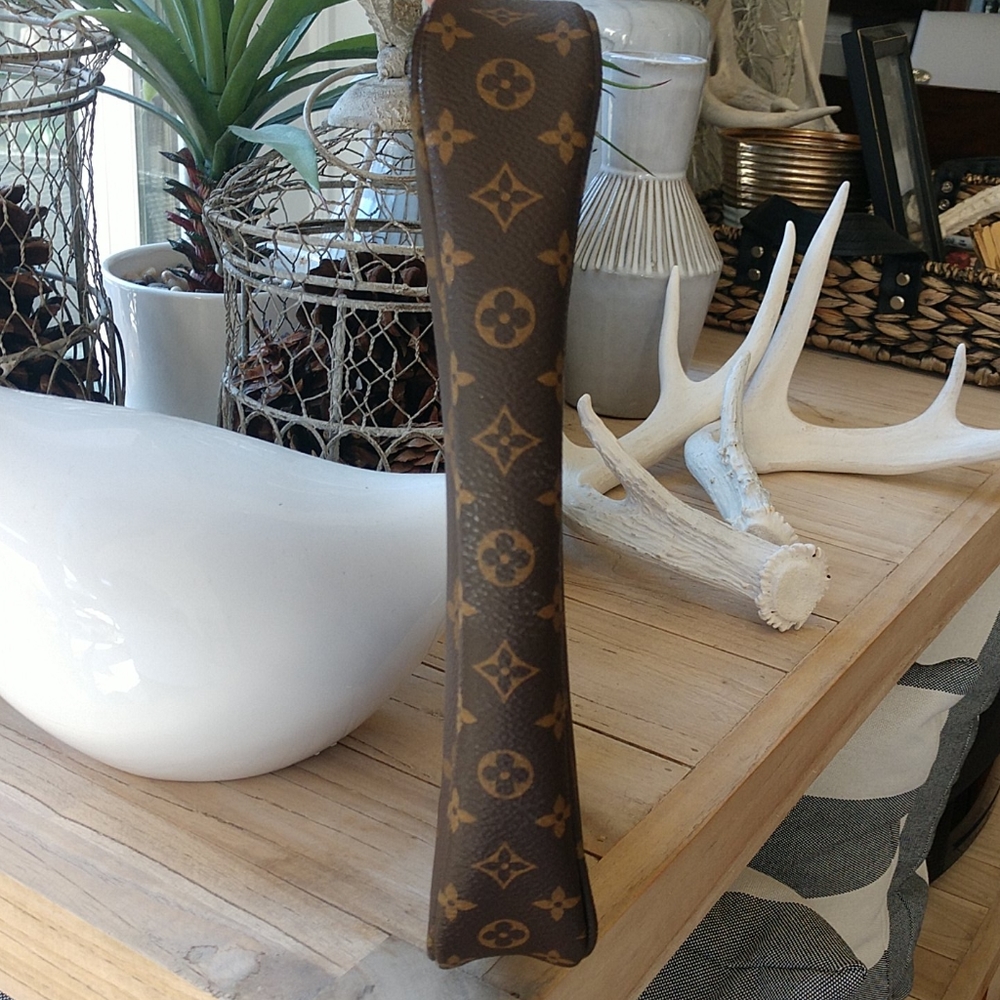Authentic Louis Vuitton Large Multi Pochette - Picture 7 of 8